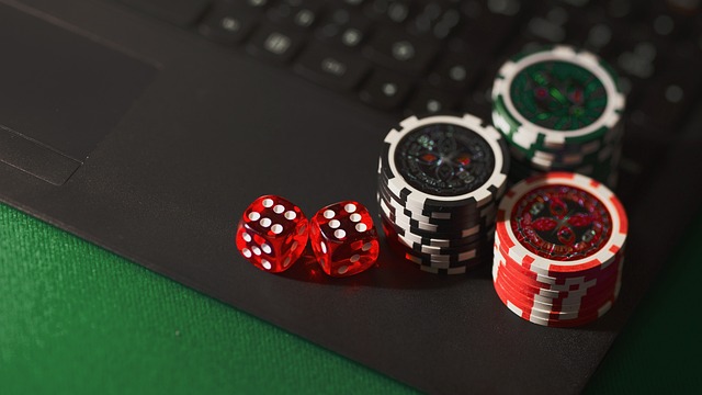 77bet hỗ trợ: Đánh bài online tại nhà cái uy tín và an toàn